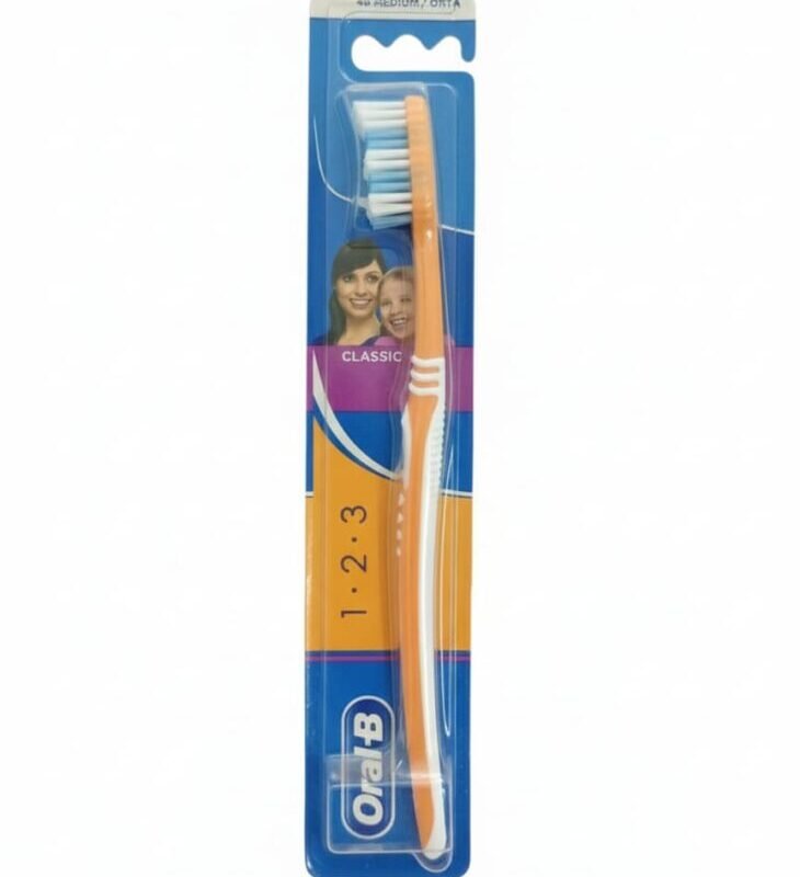 Oral-B 1-2-3 Classic Medium Toothbrush