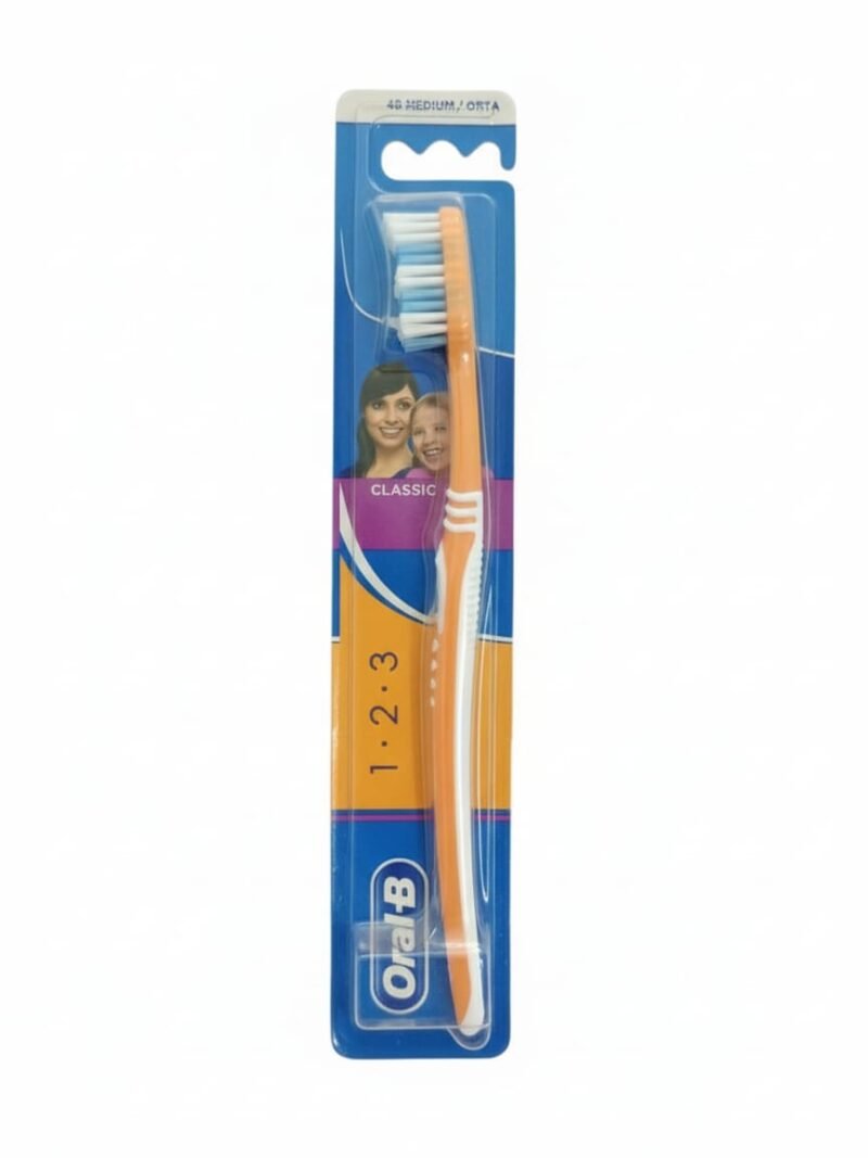 Oral-B 1-2-3 Classic Medium Toothbrush