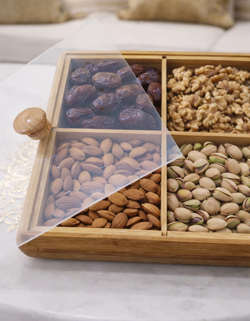 file_00000000e92c7246ae19ff98fc8b35d2 صندوق تقديم وتخزين خشبي متعدد الأقسام بغطاء شفاف 25*25 سم