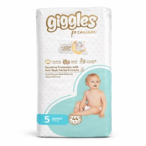 "Giggles" Premium Sensitive Protection Anti-Rash Herbal Extracts  Size 4/5/6 - حفاض أطفال