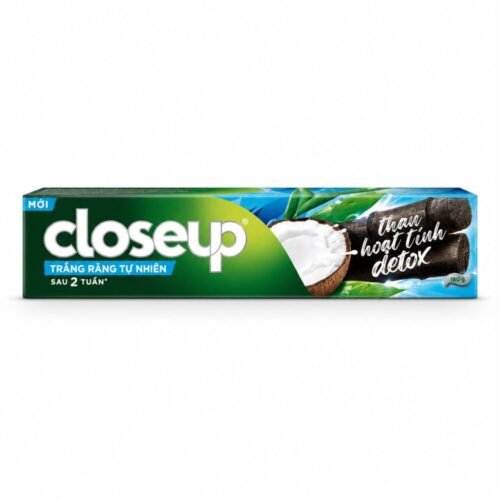 "Closeup" Natural Teeth Whitening with Activated Charcoal Detox 180g -  معجون لتبيض الأسنان الطبيعي بعد أسبوعين