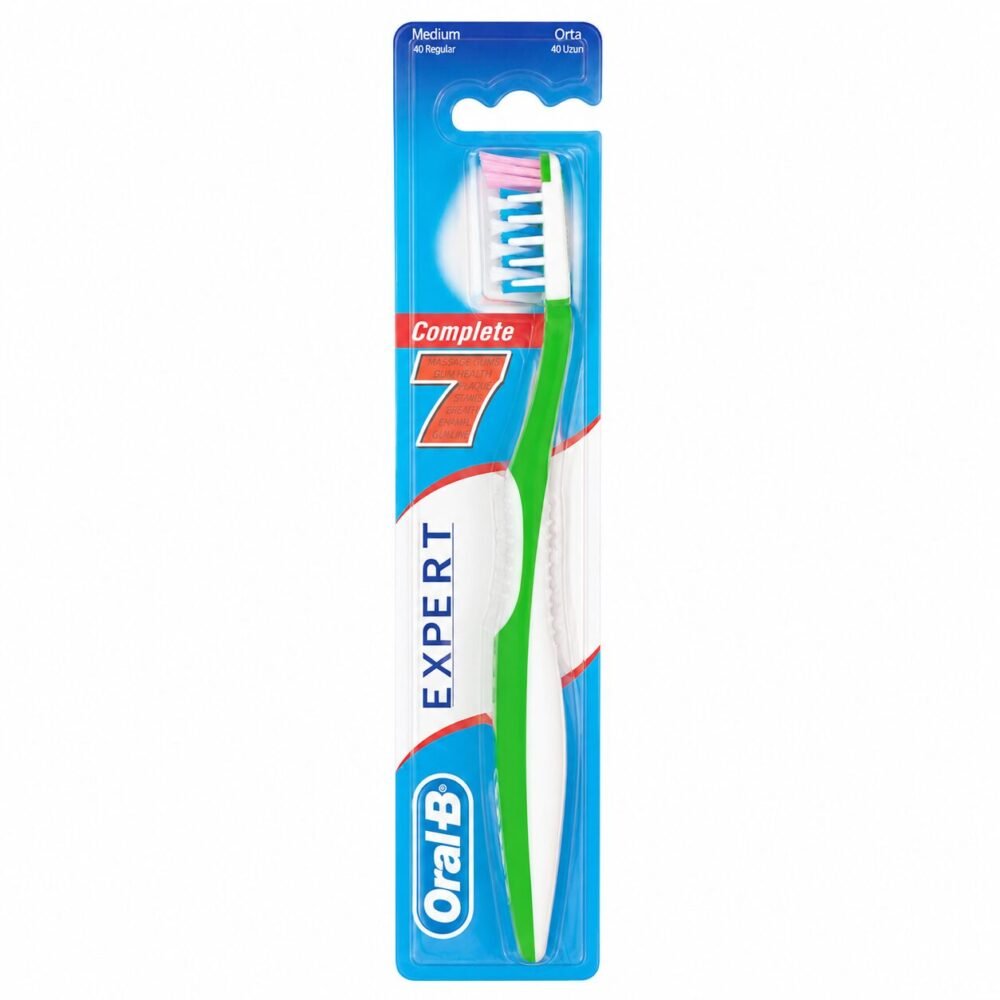"Oral-B" Toothbrush Medium - فرشاة أسنان