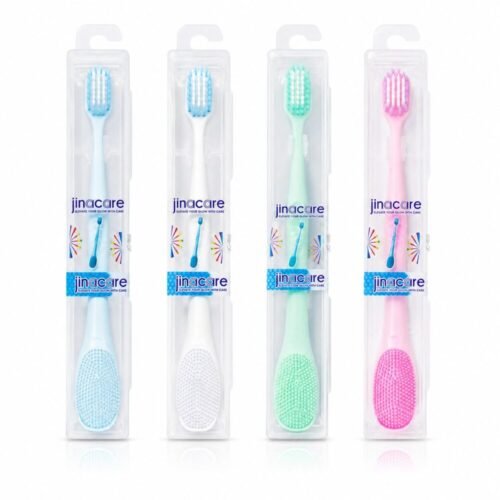 "Jinacare" Travel Toothbrush Soft With Silicone Tongue Cleaner and Protective Case For Kids - فرشاة أسنان للأطفال مع منظف لسان سيليكون وعلبة واقية