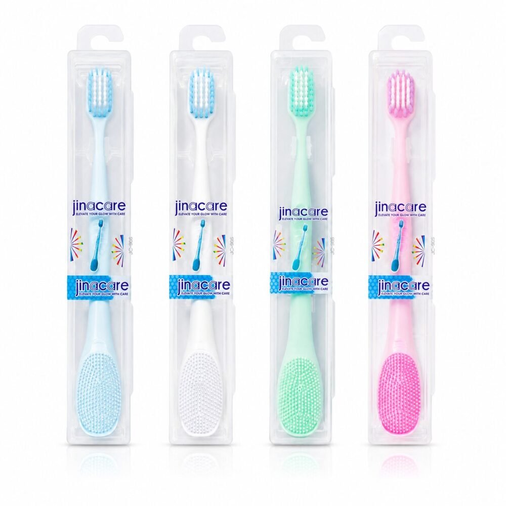 "Jinacare" Travel Toothbrush Soft With Silicone Tongue Cleaner and Protective Case For Kids - فرشاة أسنان للأطفال مع منظف لسان سيليكون وعلبة واقية